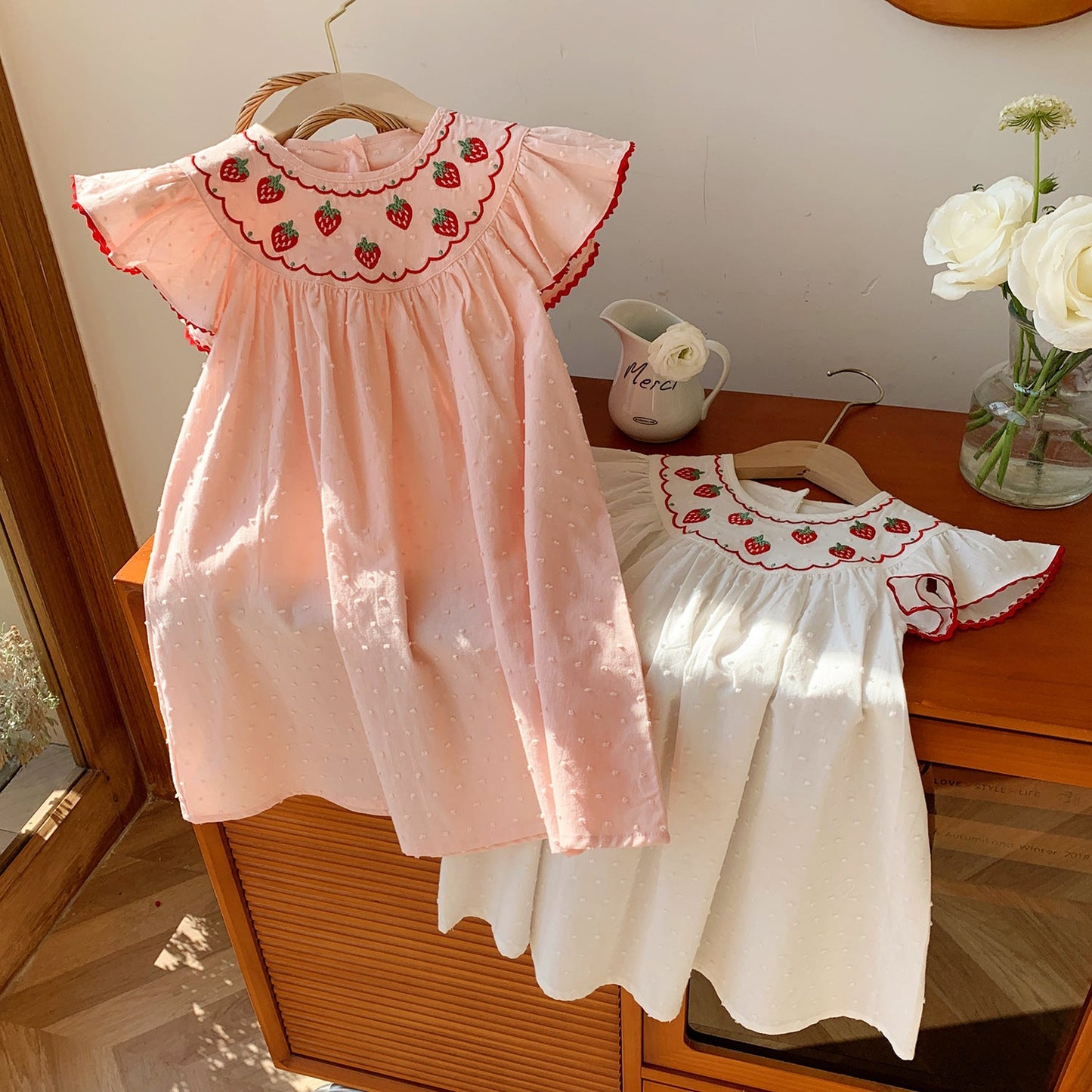 Summer Arrival Baby Kids Girls Cute Fly Sleeves Strawberry Pattern Embroidered Dress-4