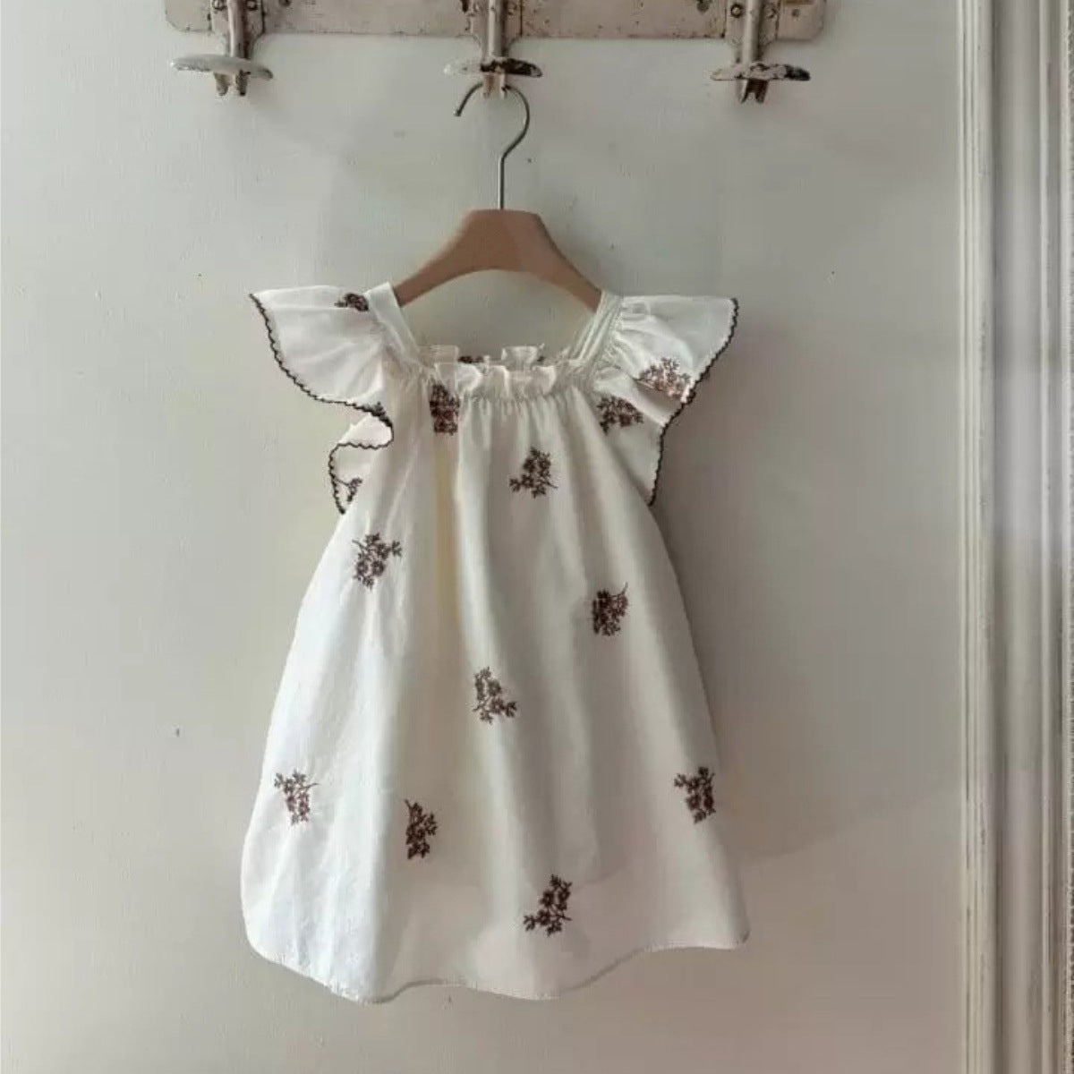Summer Hot Selling Baby Kids Girls Fly Sleeves Flowers Pattern Embroidered Princess Dress-2
